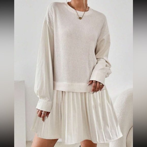 Pleated hem dress - Picture 3 of 9